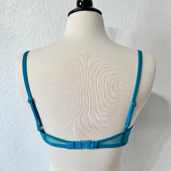 Victoria's Secret Blue Mesh Embroidered Bra Purple Floral Embroidered Bra - Picture 7 of 7